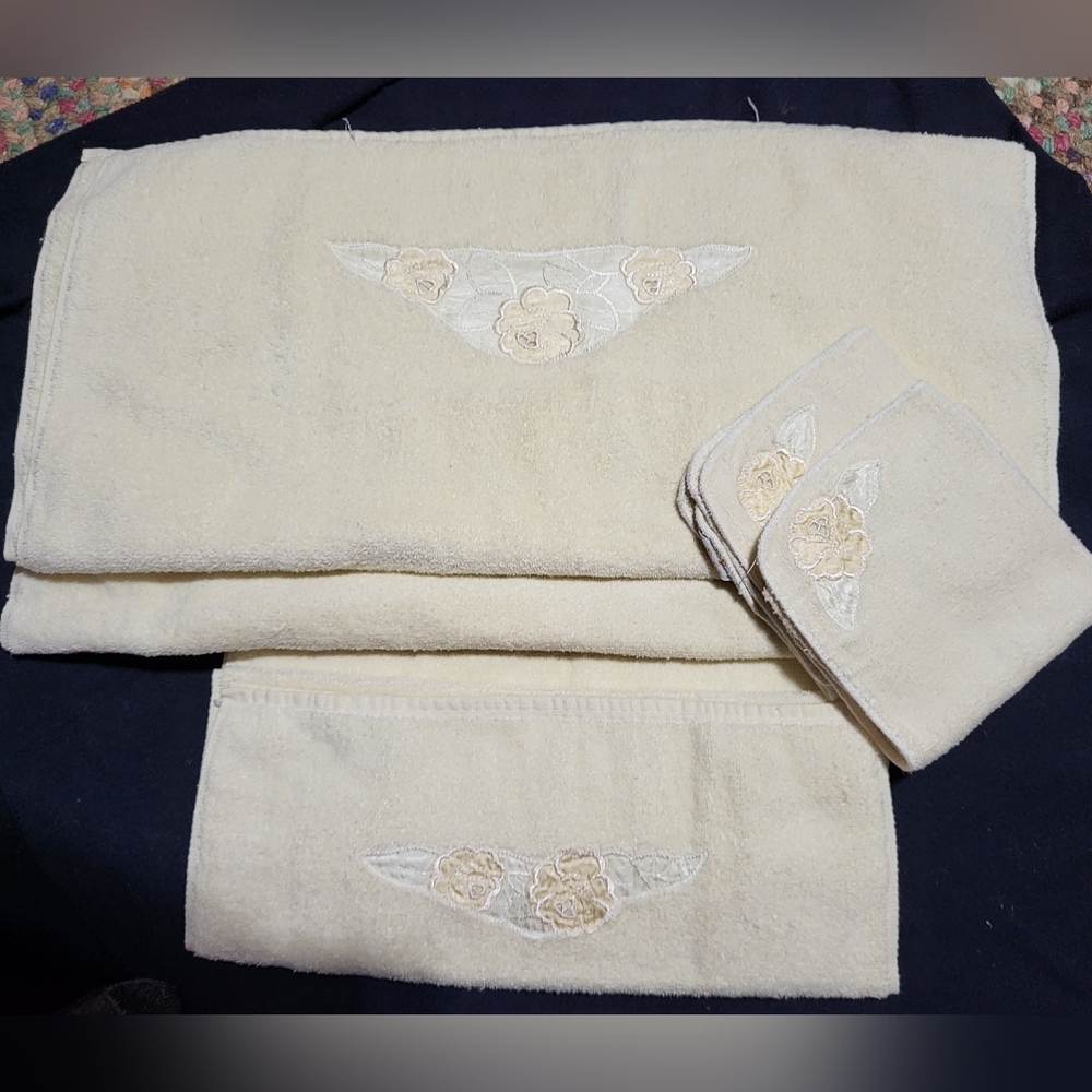 Bathroom Towels